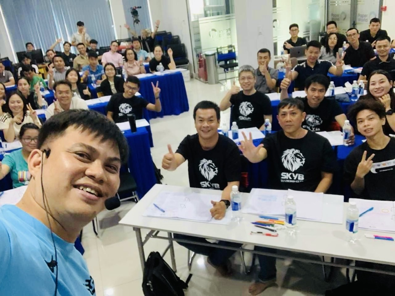 Hoạt động công ty 1